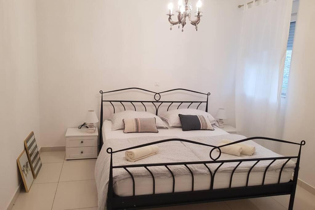 דירות Apartman M&S 1 Kali, Otok Ugljan מראה חיצוני תמונה