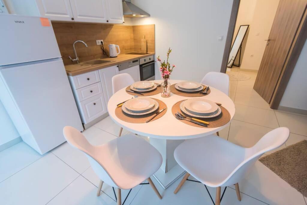 דירות Apartman M&S 1 Kali, Otok Ugljan מראה חיצוני תמונה
